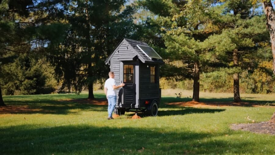 Levi Kelly's World's Smallest Tiny House