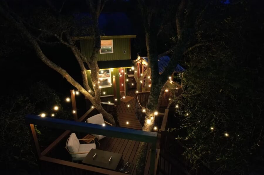 Jungle Bungalow Treehouse in Hernando, Florida