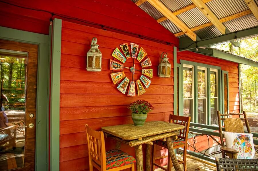 Magical Cabin in the Woods of Alabama